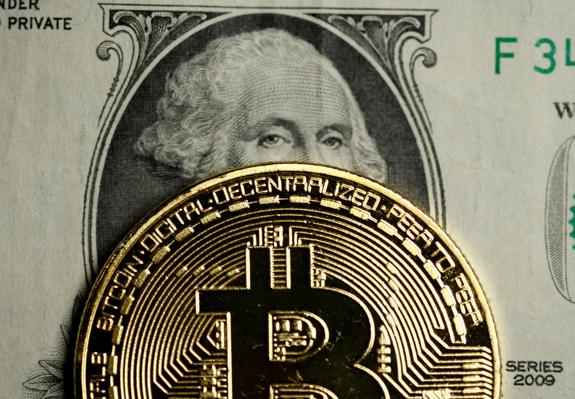 Educational seminar or webinar about crypto in retirement plans